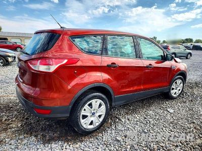 Trzecie zdjęcie samochodu z tyłu: 2015 FORD ESCAPE S VIN:1FMCU0F77FUC21503 - miniatura