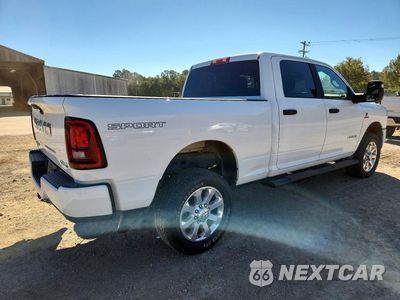 Trzecie zdjęcie samochodu z tyłu: 2026 RAM 2500 BIG HORN VIN:3C63R5DL3TG157517 - miniatura