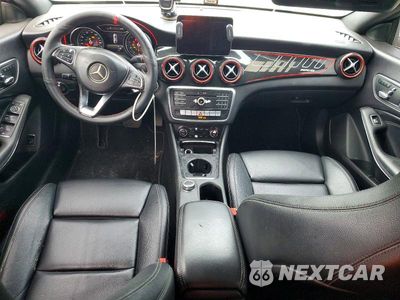 Zdjęcie 8 z 12 samochodu: 2017 MERCEDES-BENZ CLA 250 VIN:WDDSJ4EB3HN472124 - miniatura