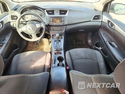 Zdjęcie 8 z 12 samochodu: 2018 NISSAN SENTRA S VIN:3N1AB7AP2JY222617 - miniatura