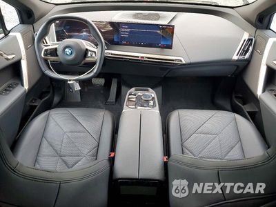Zdjęcie 8 z 13 samochodu: 2025 BMW IX XDRIVE50 VIN:WB523CF06SCU18357 - miniatura