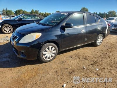 2014 NISSAN VERSA 1.6 SV 3N1CN7AP9EL831061 - główne zdjęcie licytacji z USA - miniatura