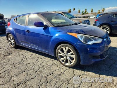 Czwarte zdjęcie samochodu z boku: 2016 HYUNDAI VELOSTER BASE VIN:KMHTC6AD2GU275263 - miniatura