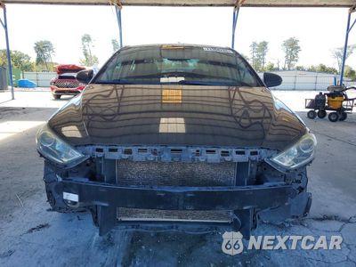 Piąte zdjęcie samochodu w środku: 2017 HYUNDAI ELANTRA VALUE EDITION VIN:5NPD84LF8HH153063 - miniatura