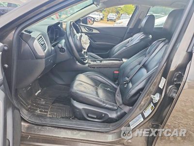 Zdjęcie 7 z 12 samochodu: 2017 MAZDA 3 TOURING VIN:JM1BN1V70H1105259 - miniatura