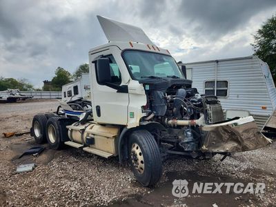 Czwarte zdjęcie samochodu z boku: 2023 FREIGHTLINER CASCADIA 116 SEMI TRUCK VIN:3AKJHTDVXPDUA1243 - miniatura