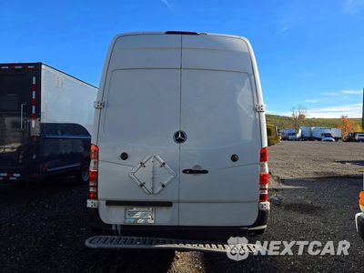 Zdjęcie 6 z 13 samochodu: 2014 MERCEDES-BENZ SPRINTER 2500 VIN:WD3PE8DE3E5821635 - miniatura