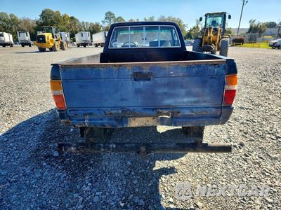 Zdjęcie 6 z 13 samochodu: 1988 TOYOTA PICKUP XTRACAB RN67 DLX VIN:JT4RN67P0J8009010 - miniatura