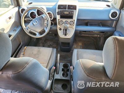 Zdjęcie 8 z 14 samochodu: 2006 HONDA ELEMENT LX VIN:5J6YH18386L010647 - miniatura