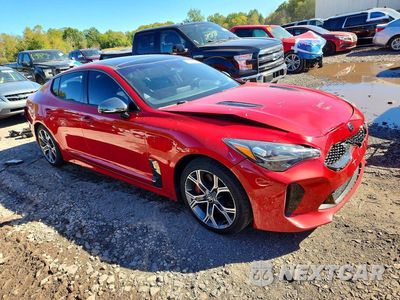 Czwarte zdjęcie samochodu z boku: 2018 KIA STINGER GT2 VIN:KNAE55LC0J6015958 - miniatura