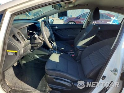 Zdjęcie 7 z 13 samochodu: 2018 KIA FORTE LX VIN:3KPFL4A7XJE265294 - miniatura