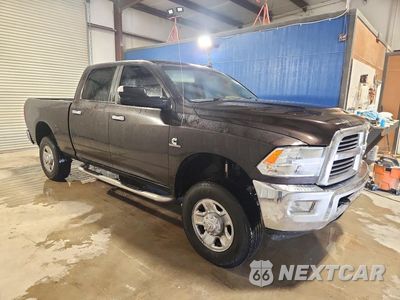 Czwarte zdjęcie samochodu z boku: 2016 RAM 2500 SLT VIN:3C6UR5DL6GG191946 - miniatura