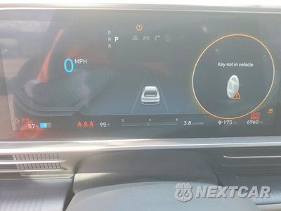 Zdjęcie 9 z 12 samochodu: 2025 HYUNDAI IONIQ 6 SEL VIN:KMHM34ACXSA115545 - miniatura