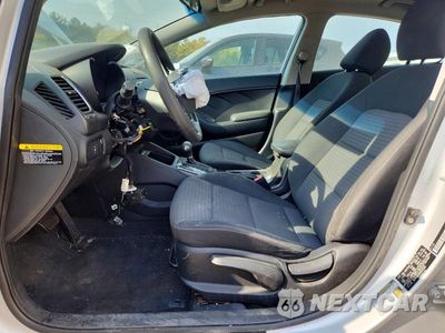 Zdjęcie 7 z 13 samochodu: 2017 KIA FORTE LX VIN:3KPFL4A79HE022280 - miniatura
