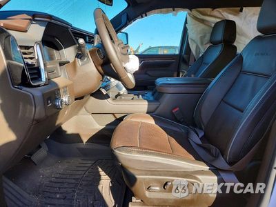 Zdjęcie 7 z 12 samochodu: 2026 GMC SIERRA K2500 DENALI VIN:1GT1UREYXTF290826 - miniatura
