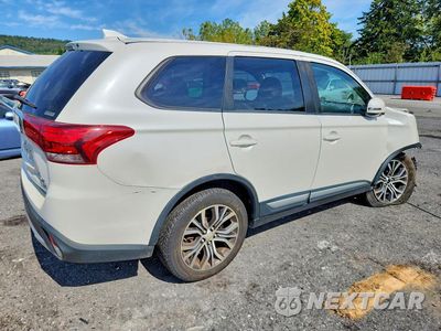 Trzecie zdjęcie samochodu z tyłu: 2017 MITSUBISHI OUTLANDER SE VIN:JA4AZ3A31HZ039427 - miniatura