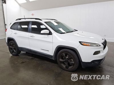 Czwarte zdjęcie samochodu z boku: 2016 JEEP CHEROKEE LATITUDE VIN:1C4PJLCB0GW171168 - miniatura