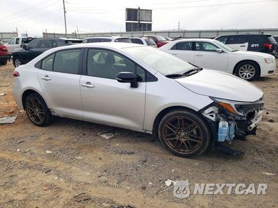 Czwarte zdjęcie samochodu z boku: 2024 TOYOTA COROLLA HYBRID NIGHTSHADE VIN:JTDBCMFE3R3040093 - miniatura