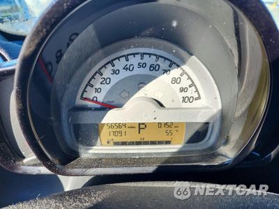 Zdjęcie 9 z 12 samochodu: 2013 SMART FORTWO PURE VIN:WMEEJ3BA0DK679337 - miniatura