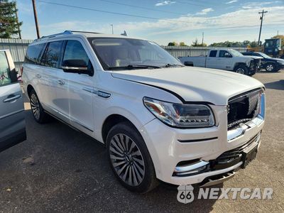 Czwarte zdjęcie samochodu z boku: 2018 LINCOLN NAVIGATOR L RESERVE VIN:5LMJJ3LT7JEL14170 - miniatura