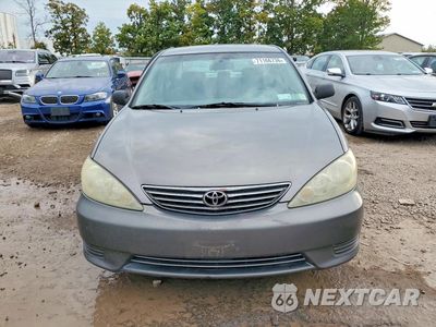 Piąte zdjęcie samochodu w środku: 2006 TOYOTA CAMRY STANDARD VIN:4T1BE32K36U703549 - miniatura