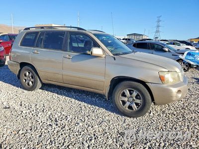 Czwarte zdjęcie samochodu z boku: 2006 TOYOTA HIGHLANDER BASE VIN:JTEDP21A760100424 - miniatura