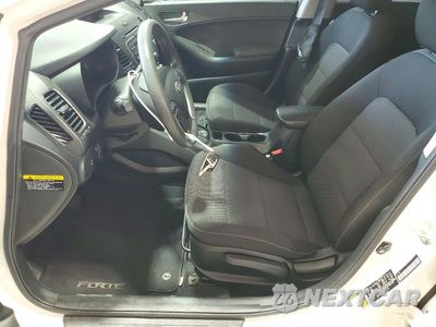 Zdjęcie 7 z 12 samochodu: 2018 KIA FORTE LX VIN:3KPFK4A76JE231713 - miniatura