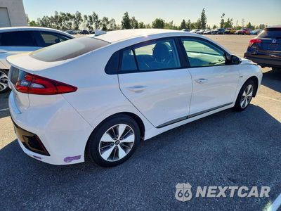 Trzecie zdjęcie samochodu z tyłu: 2019 HYUNDAI IONIQ PLUG-IN HYBRID BASE VIN:KMHC65LD0KU114983 - miniatura