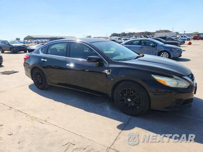 Czwarte zdjęcie samochodu z boku: 2016 NISSAN ALTIMA 2.5 SV VIN:1N4AL3AP6GC159631 - miniatura