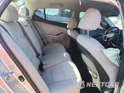 Zdjęcie 10 z 12 samochodu: 2013 KIA OPTIMA LX VIN:KNAGM4A76D5431227 - miniatura