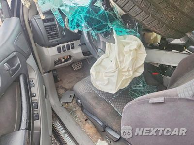 Zdjęcie 8 z 12 samochodu: 2004 TOYOTA 4RUNNER SPORT EDITION VIN:JTEBT14R940037371 - miniatura