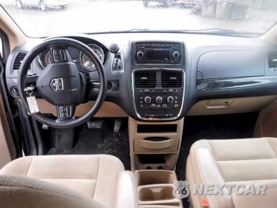 Zdjęcie 8 z 12 samochodu: 2016 DODGE GRAND CARAVAN SE VIN:2C4RDGBGXGR122587 - miniatura