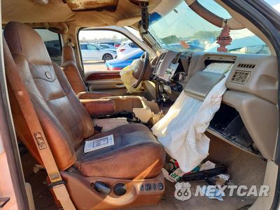 Zdjęcie 7 z 12 samochodu: 2004 FORD F350 SUPER DUTY VIN:1FTWW33P24EB11323 - miniatura