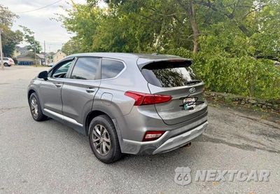 Trzecie zdjęcie samochodu z tyłu: 2019 HYUNDAI SANTA FE SE VIN:5NMS2CAD7KH044702 - miniatura