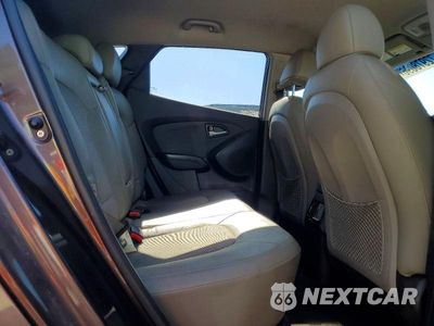Zdjęcie 11 z 13 samochodu: 2015 HYUNDAI TUCSON SE VIN:KM8JU3AG5FU993837 - miniatura