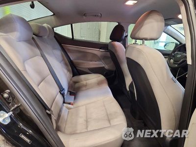 Zdjęcie 10 z 12 samochodu: 2018 HYUNDAI ELANTRA SE VIN:5NPD74LFXJH357159 - miniatura