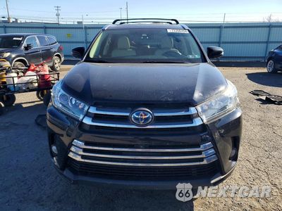 Piąte zdjęcie samochodu w środku: 2018 TOYOTA HIGHLANDER HYBRID LIMITED PLATINUM VIN:5TDDGRFH6JS045005 - miniatura