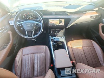 Zdjęcie 8 z 13 samochodu: 2022 AUDI E-TRON SPORTBACK PREMIUM PLUS VIN:WA12AAGE1NB037061 - miniatura