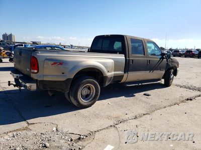 Trzecie zdjęcie samochodu z tyłu: 1999 FORD F350 SUPER DUTY VIN:1FTWW32F0XEE37943 - miniatura