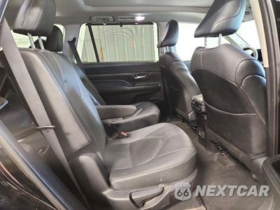 Zdjęcie 11 z 13 samochodu: 2024 TOYOTA GRAND HIGHLANDER PLATINUM VIN:5TDAAAB55RS009450 - miniatura