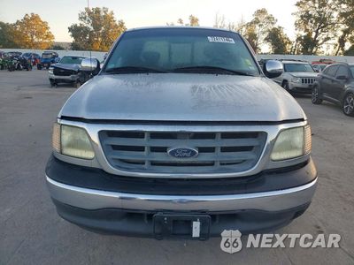 Piąte zdjęcie samochodu w środku: 2001 FORD F150 VIN:1FTZX17201NB95098 - miniatura