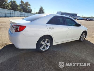 Trzecie zdjęcie samochodu z tyłu: 2014 TOYOTA CAMRY SE VIN:4T1BF1FK4EU395348 - miniatura