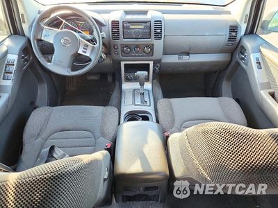 Zdjęcie 8 z 14 samochodu: 2011 NISSAN PATHFINDER S VIN:5N1AR1NB6BC630273 - miniatura