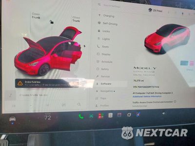 Zdjęcie 9 z 12 samochodu: 2023 TESLA MODEL Y VIN:7SAYGAEE8PF707564 - miniatura