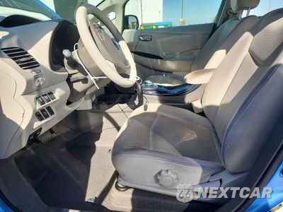 Zdjęcie 7 z 12 samochodu: 2011 NISSAN LEAF SV VIN:JN1AZ0CP2BT009306 - miniatura