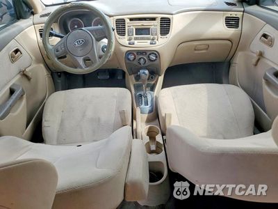 Zdjęcie 8 z 13 samochodu: 2010 KIA RIO BASE VIN:KNADH4A32A6688007 - miniatura