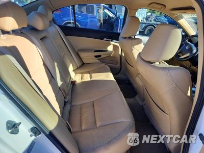 Zdjęcie 10 z 13 samochodu: 2011 HONDA ACCORD SE VIN:1HGCP2F68BA156964 - miniatura