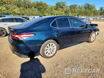 Trzecie zdjęcie samochodu z tyłu: 2019 TOYOTA CAMRY LE VIN:4T1B11HK9KU835622 - miniatura