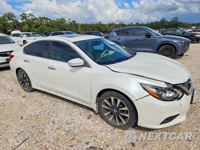 Czwarte zdjęcie samochodu z boku: 2017 NISSAN ALTIMA 2.5 SL VIN:1N4AL3AP9HC499213 - miniatura