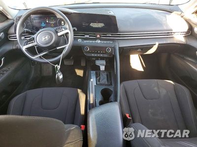 Zdjęcie 8 z 12 samochodu: 2024 HYUNDAI ELANTRA SEL VIN:KMHLM4DG1RU779376 - miniatura